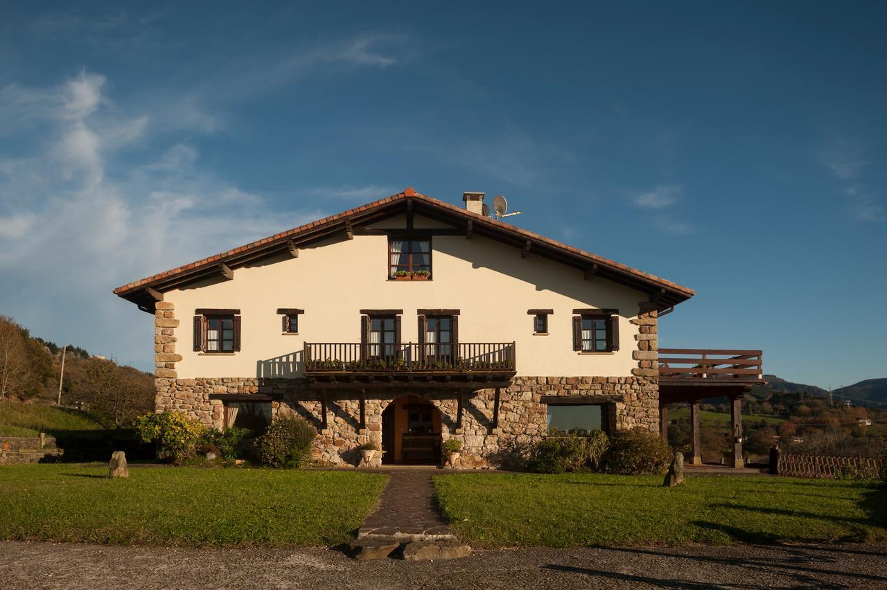 Casa Peluaga Guest House โอยาร์ทชุน ภายนอก รูปภาพ